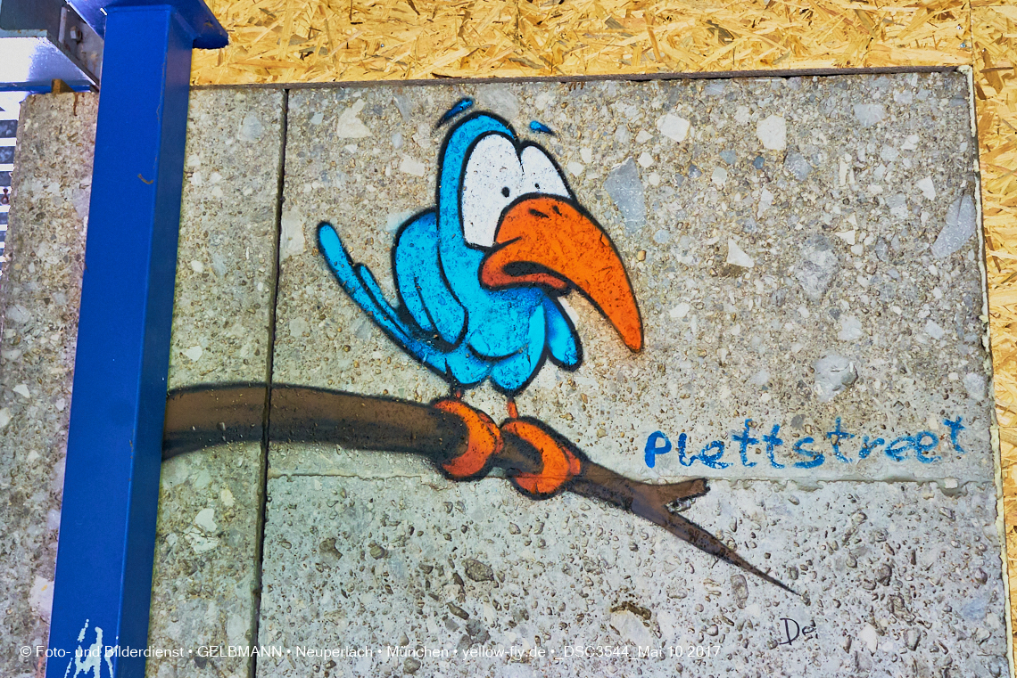 21.03.2017 - Abrissbaustelle Quiddezentrum in Neuperlach